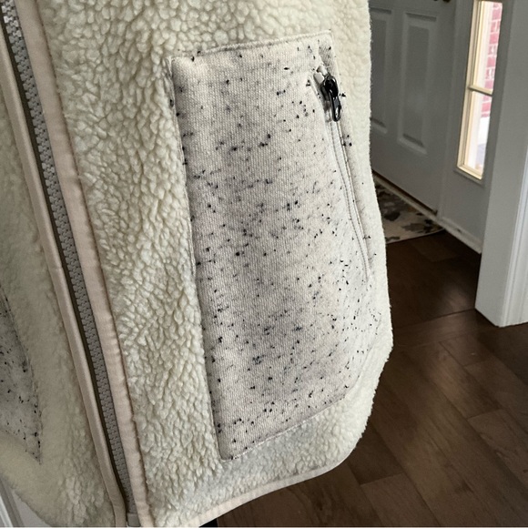NWOT Talbots Teddy Medium Teddy Sherpa Vest Off-White VEST - Picture 3 of 5